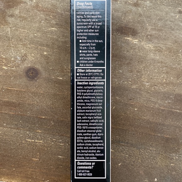 Mary Kay | CC Cream & Foundation Brush - Picture 10 of 14